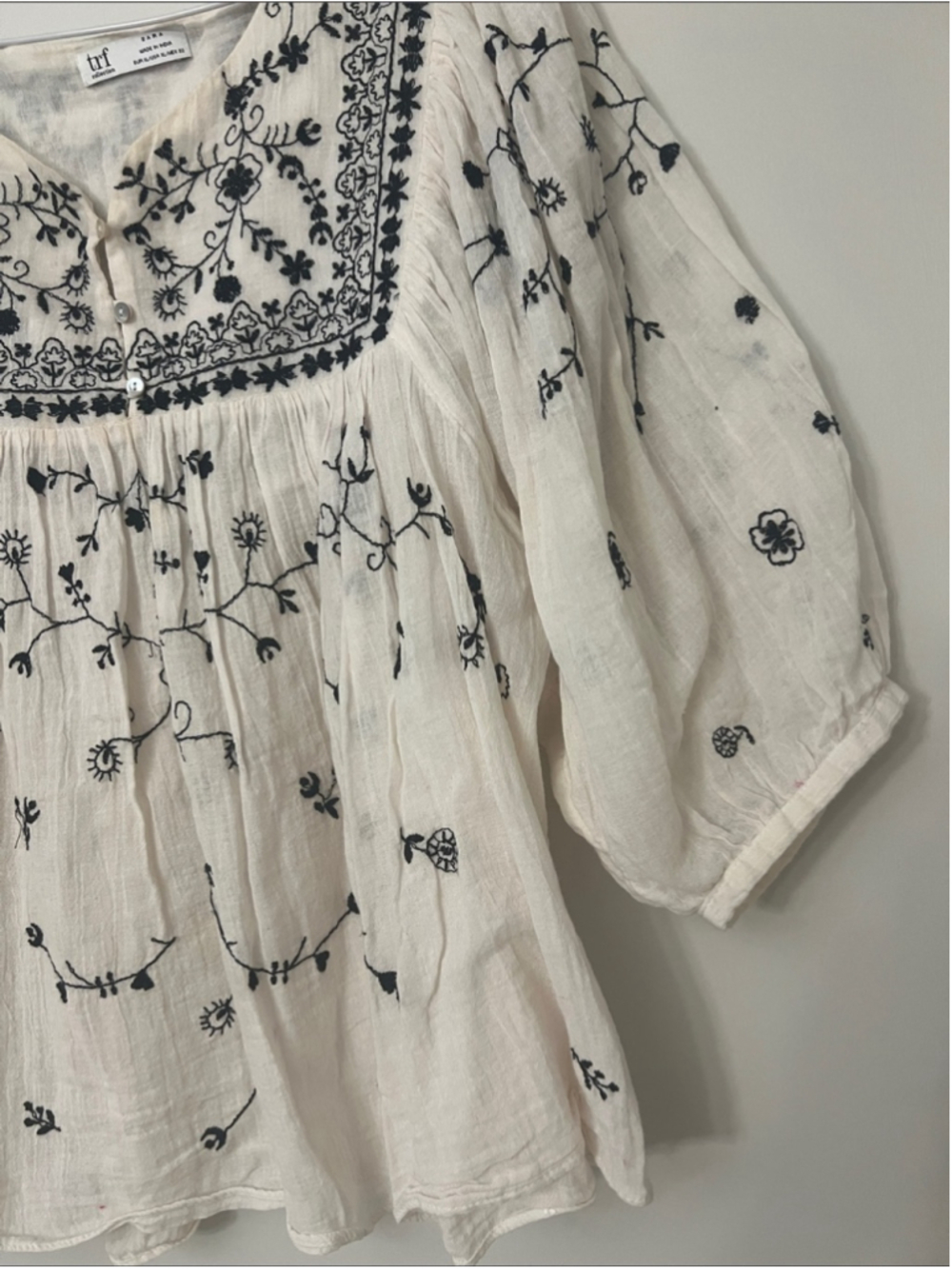 Zara Black and White Embroidered Blouse - Picture 5 of 8